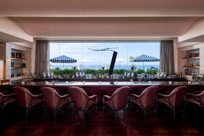 Bar (in der Unterkunft)