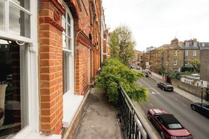 Property grounds - Stylish Apartment in Kensington (Greater London)
