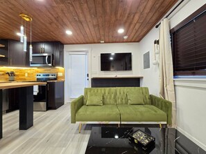 TV