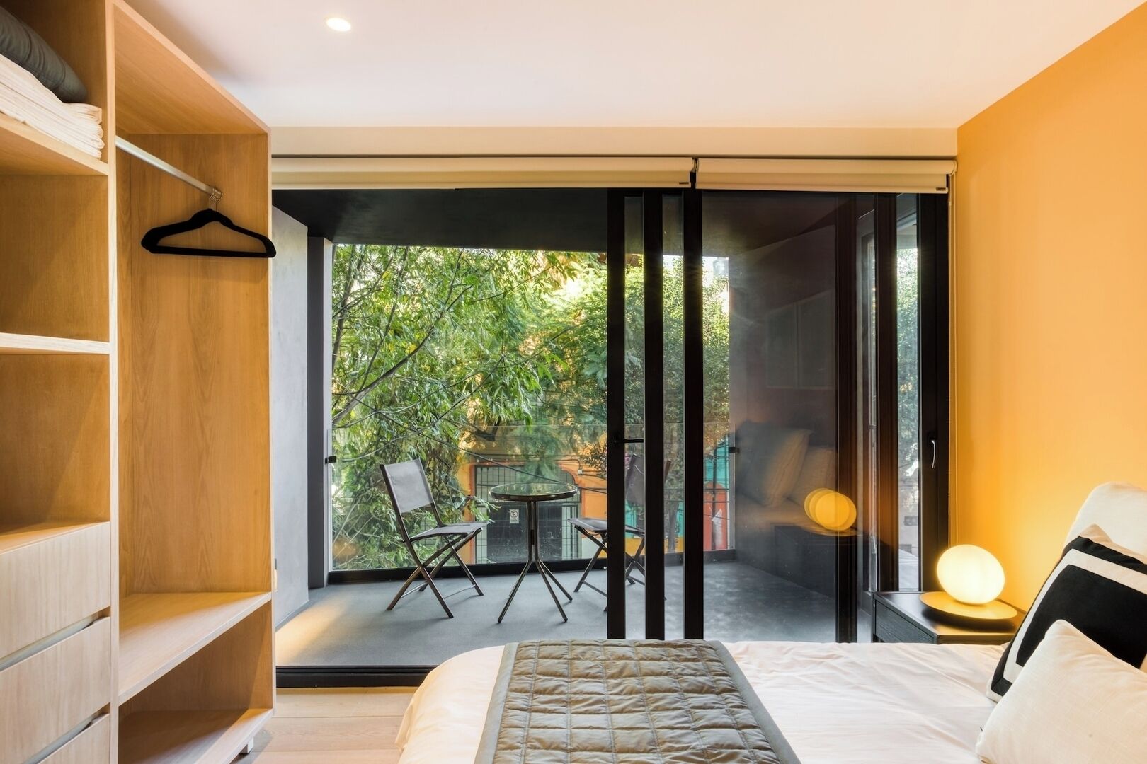 Fer et planche à repasser, Wi-Fi, draps fournis