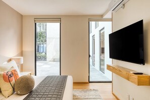 2 Schlafzimmer, Bügeleisen/Bügelbrett, Reisekinderbett, WLAN