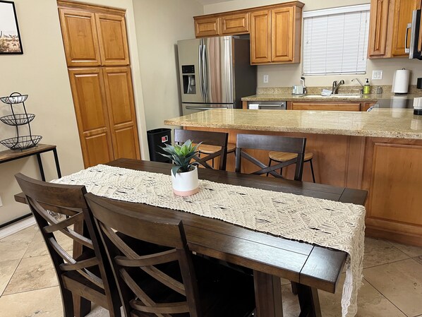 Dining - Desert Retreat Private Detached Casita (Mesa)