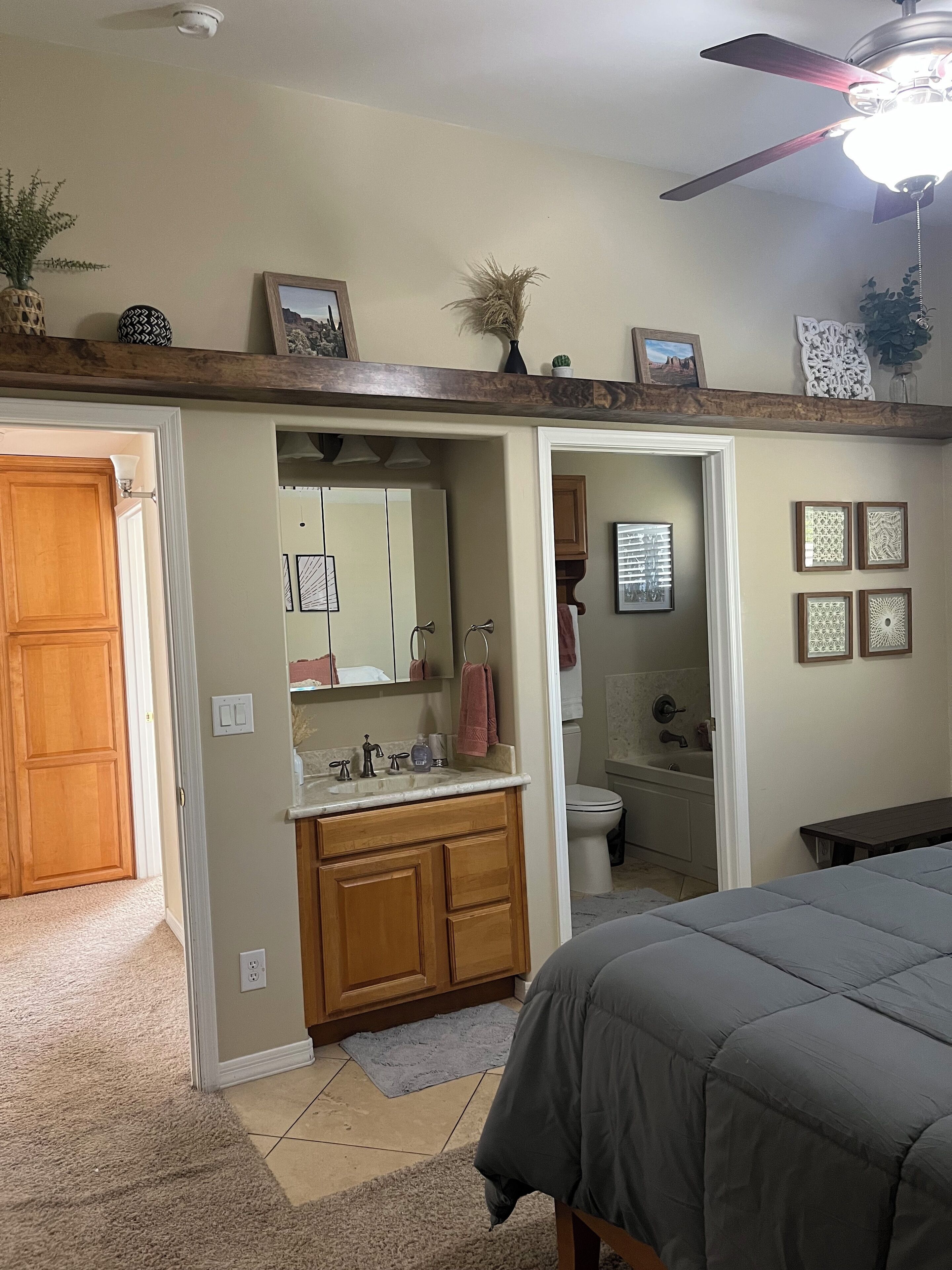 1 bedroom, desk, free WiFi, bed sheets