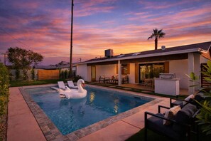 A heated pool - Aura - Private Pool & Spa - Mins to Old Town & ASU (Scottsdale)