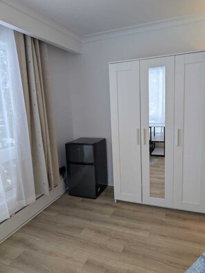 Interior - Room ( 5 min UQTR ) (Trois-Rivières - G8Z 2K1) (Trois-Rivières)