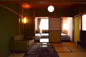 Blackout curtains, free cots/infant beds, free WiFi, bed sheets - Hidamari (Takayama)