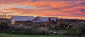 Cozy modern apartment in Tongariro National Park near to all local activities