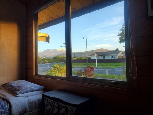 Cozy modern apartment in Tongariro National Park next to all local activities