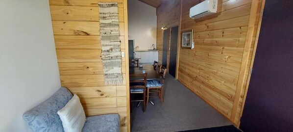 Interior - Cozy modern apartment in Tongariro National Park near to all local activities (Waimarino)