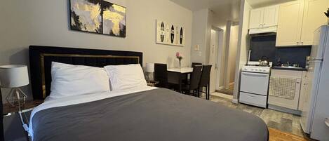 1 habitación, tabla de planchar con plancha y acceso a internet