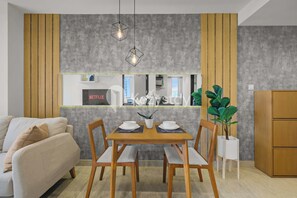 Apartment, 1 Bedroom, City View | Dining room - Sorven by Kozystay - BSD (Pagedangan)
