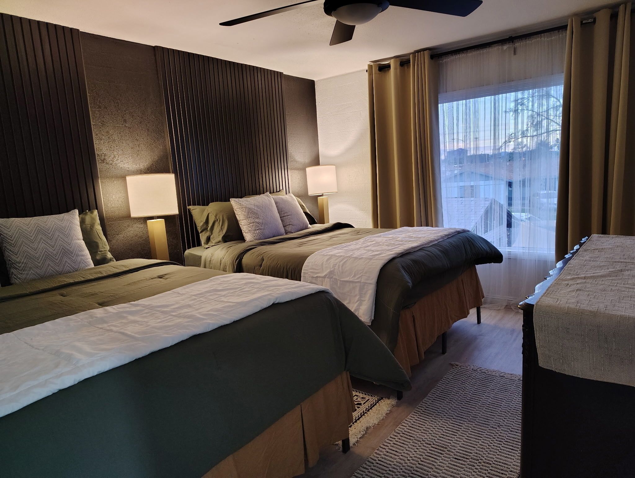 2 habitaciones, wifi gratis y ropa de cama 