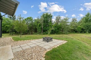 Property grounds - Quiet Ranch Home (Stephenville)