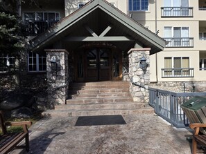 Exterior detail - Top floor corner penthouse with heated floors. Ski in/out to Elkhorn lift (Beaver Creek)