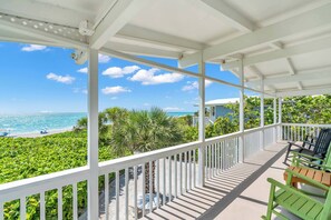 Property grounds - Island Breeze Condo on the Beach (Englewood)