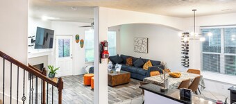 Marvelous 5-bedroom house with AC in charming Tomball