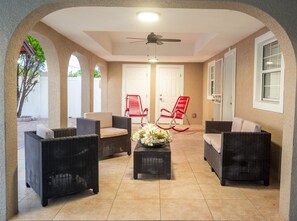 Interior - Private Boutique Retreat in Tampa (Tampa)