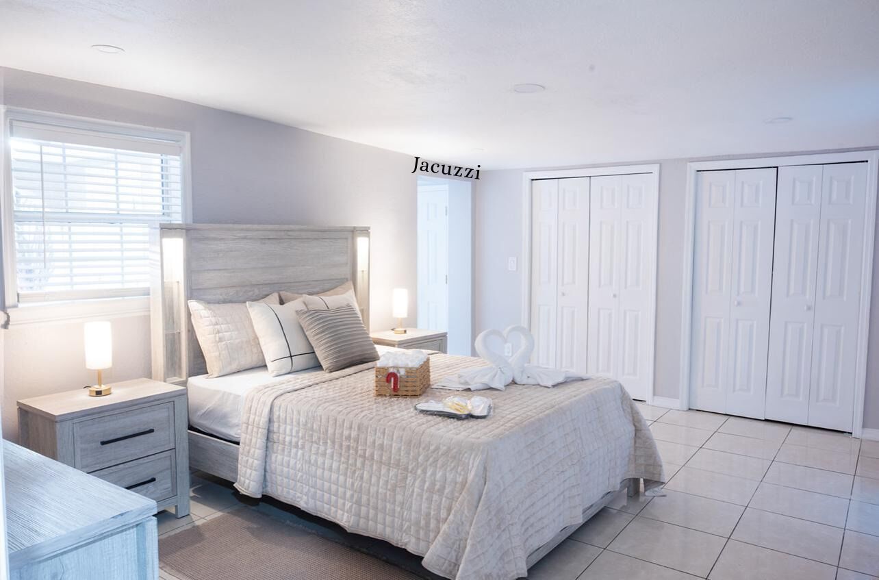Desk, iron/ironing board, travel cot, free WiFi