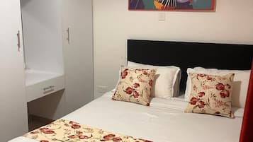 Appartement Deluxe, vue jardin | Décoration personnalisée, ameublement personnalisé, Wi-Fi gratuit