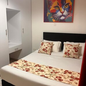 Deluxe Apartment, Garden View | Individually decorated, individually furnished, free WiFi - Koselig Homes califonia Plaza Nanyuki (Nanyuki)