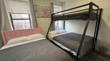 2 bedrooms, iron/ironing board, free WiFi