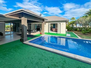 Pool - Vanuakula Luxury Escapes–Luxury 4Bedroom Villa with Private Pool, Naisoso Island (Nadi)