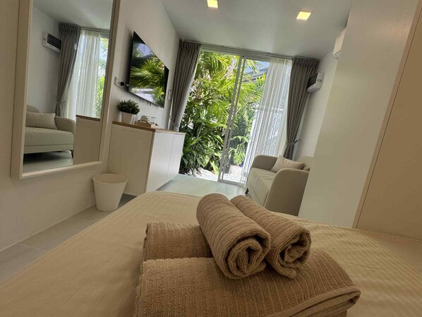 Blackout curtains, free WiFi, bed sheets - SIAM LOUNGE - Pratumnak (Pattaya)