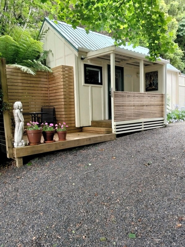 Exterior detail - A Heavenly Stay (Waikino)