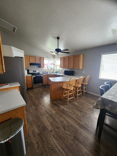 Private bedroom with a shared bathroom in west jordan