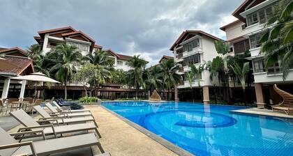 183 Ampang KLCC by Widebed