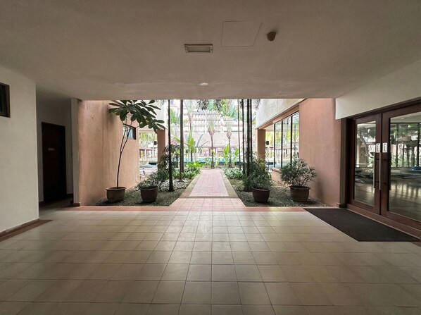 Property grounds - 183 Ampang by Widebed (Kuala Lumpur)