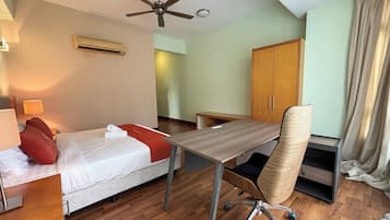 Soundproofing, iron/ironing board, free WiFi