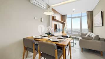 Apartemen, 2 kamar tidur, pemandangan kota | Ruang makan