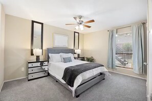 アイロン / アイロン台、WiFi、ベッドシーツ