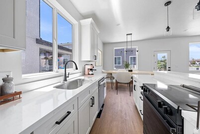 Executive Retreat – Perfect House for Work + Family Life