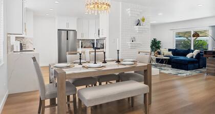 LUX Disney Retreat 🌟Sleeps 15 🏡Family Getaway