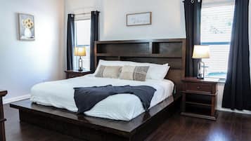 4 bedrooms, iron/ironing board, WiFi, bed sheets