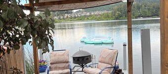 Lakefront Suite on Langford Lake – Private Wharf, Kayaks, Family Fun.