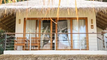 Vila luxo, sacada | Cofres nos quartos, Wi-Fi de cortesia