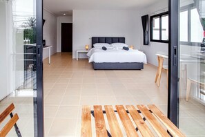 デラックス ダブルルーム パーシャルシービュー | セーフティボックス (室内)、アイロン / アイロン台、WiFi (無料)