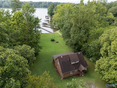 Elk River Retreat, in Rogersville AL