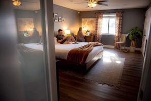 Iron/ironing board, WiFi, bed sheets - Modern Farmhouse w/ Hot Tub • Fire Pit, Woods (Flagstaff)