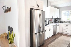Fridge, microwave, oven, stovetop - Modern Farmhouse w/ Hot Tub • Fire Pit, Woods (Flagstaff)