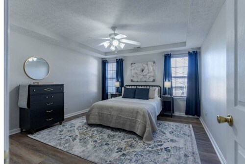 Quiet 3BR Duplex • Ideal for Travel, Long-Term Stays, Nurses, & Military Guests