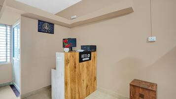 House | Reception