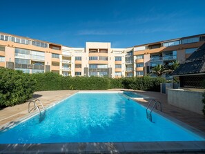 Apartment | Pool | Outdoor pool - Retreat for 8 With Shared Pool (Agde)