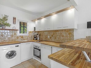 Kühlschrank, Ofen, Geschirrspüler, Toaster