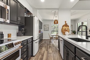 Fridge, microwave, stovetop, dishwasher - Waterfront Canyon Lake Retreat: Dogs Welcome! (Canyon Lake)