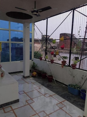 Room - Hotel Yash Dham (Ayodhya)