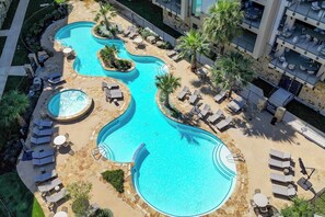 Pool - Upscale Condo | Pool & Hot Tub | Steps to Lake LBJ (Horseshoe Bay)